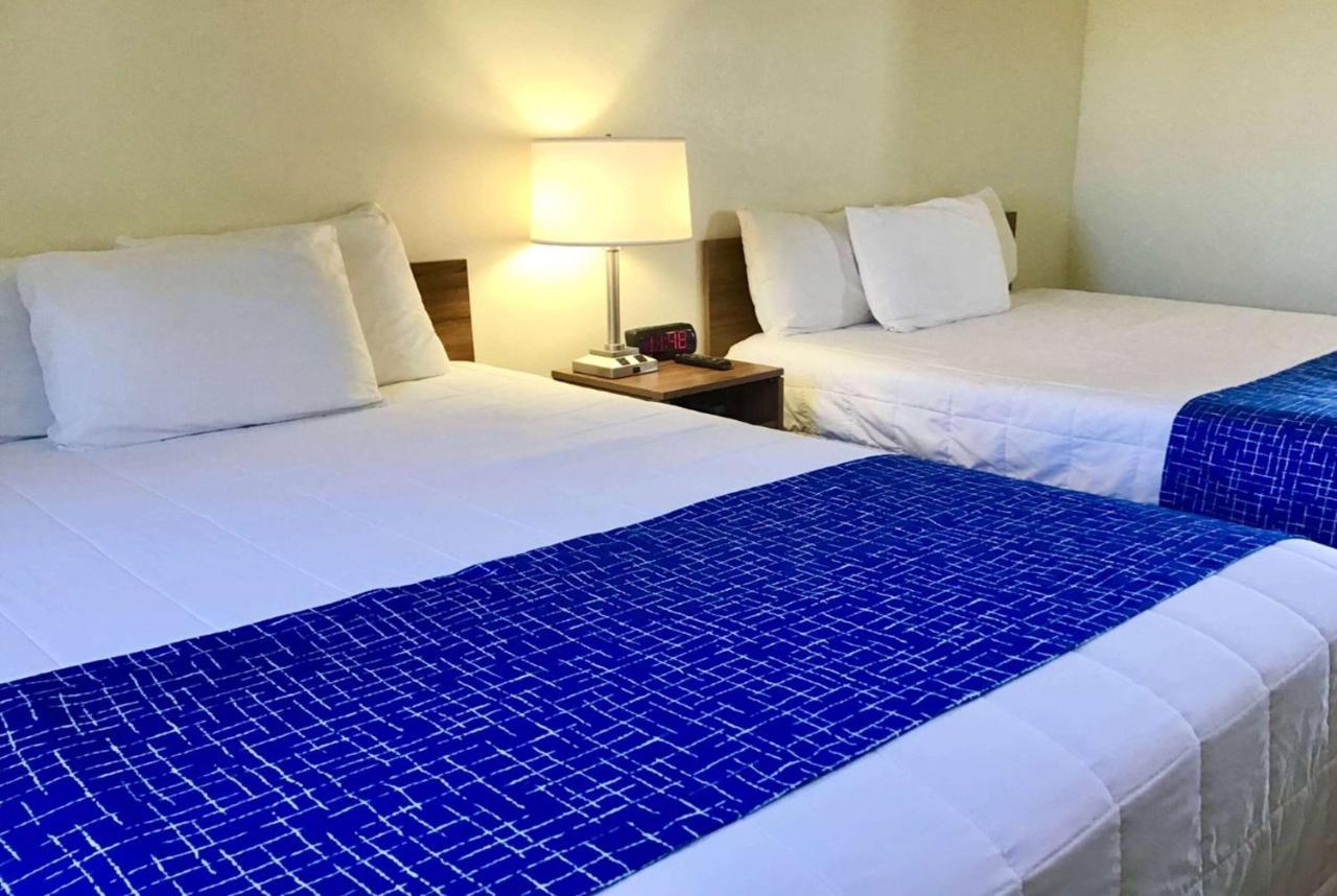 Travelodge By Wyndham Three Forks Dış mekan fotoğraf